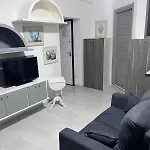 Nina's House 3 , A 300 Metri Dal Mare Lägenhet